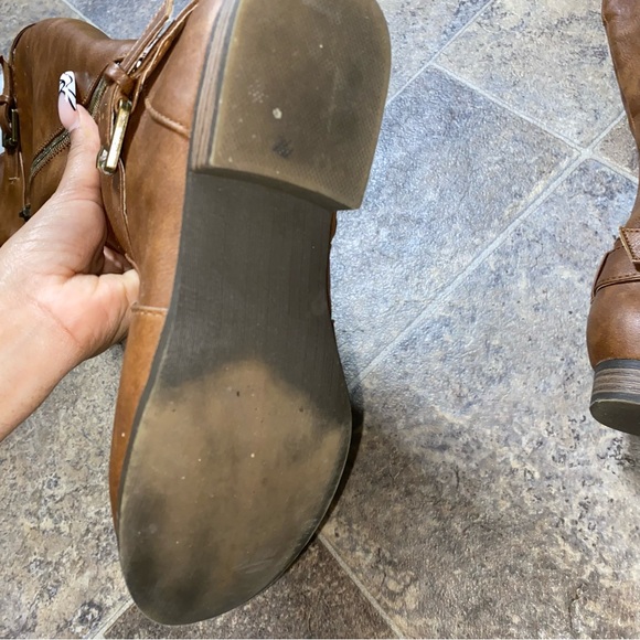 Brown High Knee Boots Charlotte Russe - Picture 7 of 15